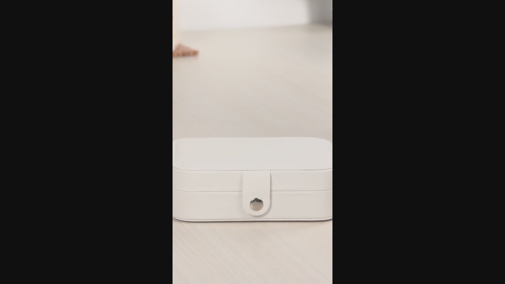 Travel Jewellery Organizer Box – Multi-Compartment Storage Case